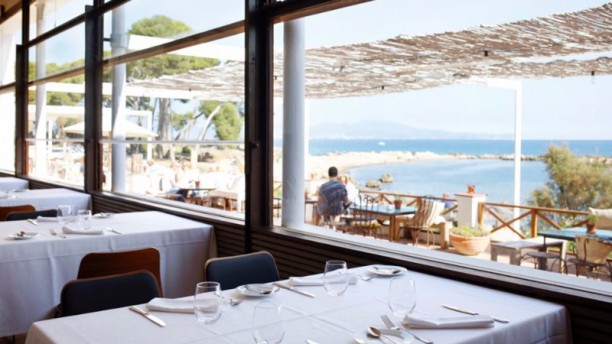 Villa Teresita In L Escala Restaurant Reviews Menu And