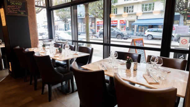 Le Café Noir In Rennes Restaurant Reviews Menu And Prices