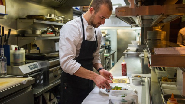 Moma Lo chef al lavoro