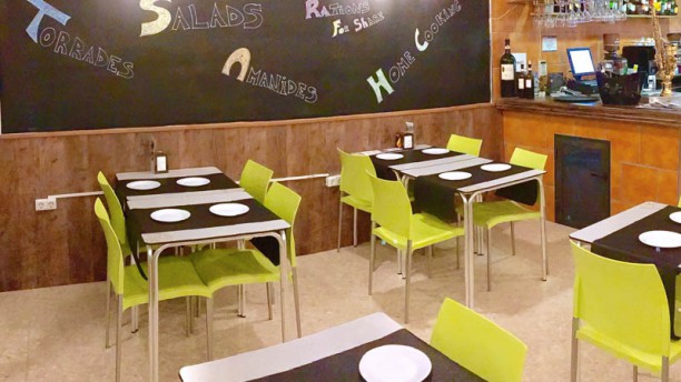 La Tasqueta D En Pep In Calella Restaurant Reviews Menu And