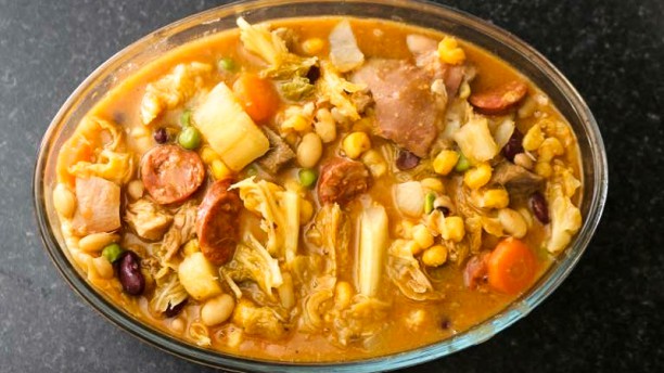 Botequim o Encontro Feijoada à Transmontana