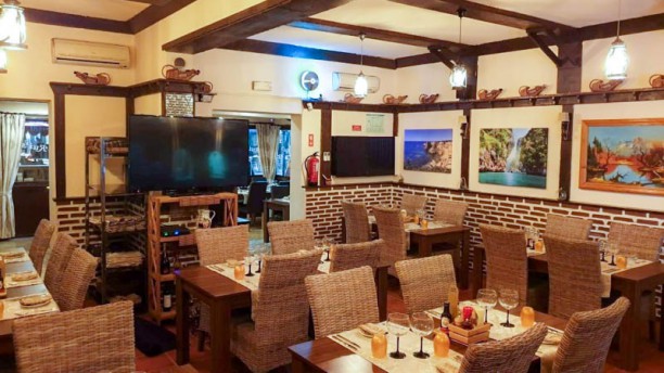 Rui's Restaurant Vista do interior