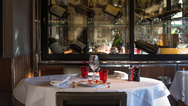 Dessirier Table dressée