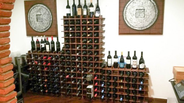 Sabores da Amanda detalhes adega