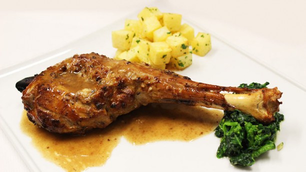 Faz Gostos LX Perna de Cordeiro de Leite no Forno