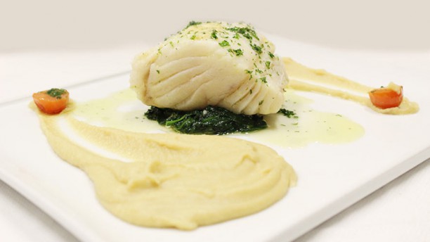 Faz Gostos LX Posta de Bacalhau com Puré de Grão à Séc. XXV