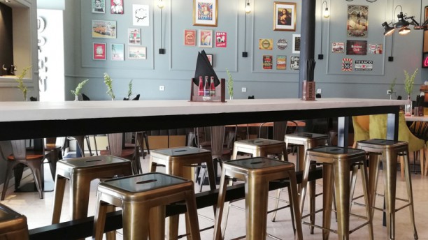 Dom Black Lisboa Sala