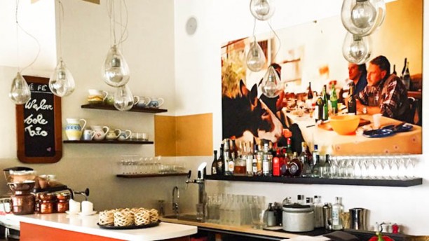 Ché Fè The ambient