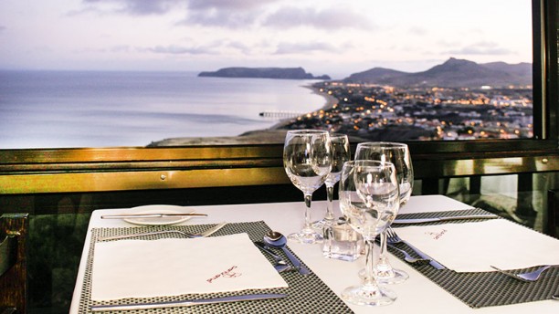Panorama Restaurante Ambiente com vista
