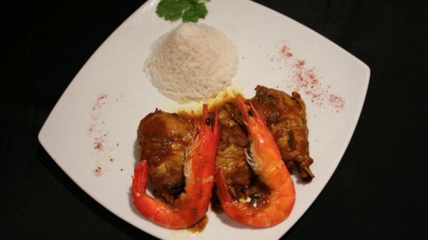LES FILAOS Cari de poulet et crevettes