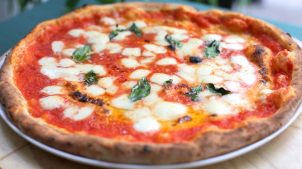 Pizzeria Da Gennaro in Cambrils Restaurant Reviews, Menu and Prices