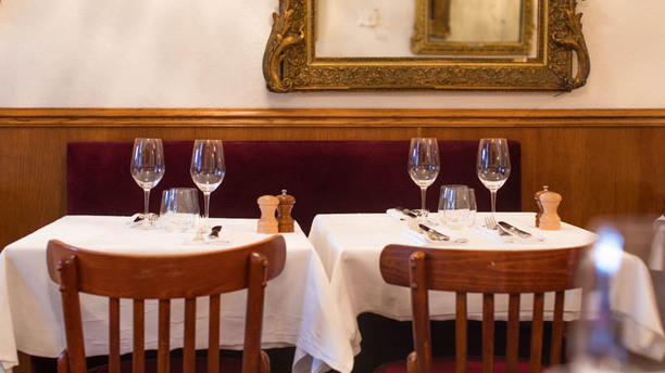 Le Reminet Tables dressées