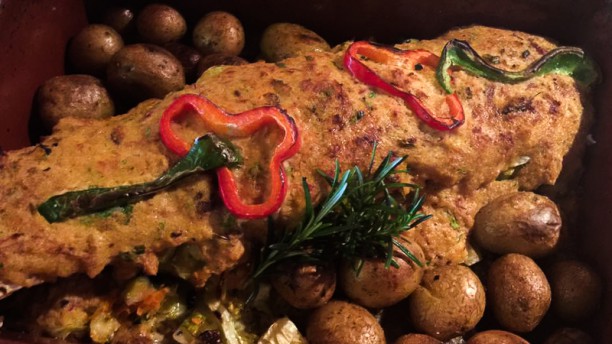 Terras D´Além - Restaurante Regional Bacalhau em crosta de Alheira