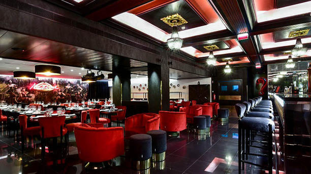 Maxime Restaurante Bar Vista do interior