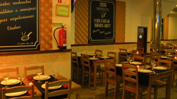 Tapas Marques sala