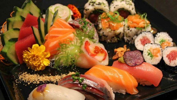 Soul Sushi - Japanese Fusion in Almada - Restaurant Reviews, Menu and ...