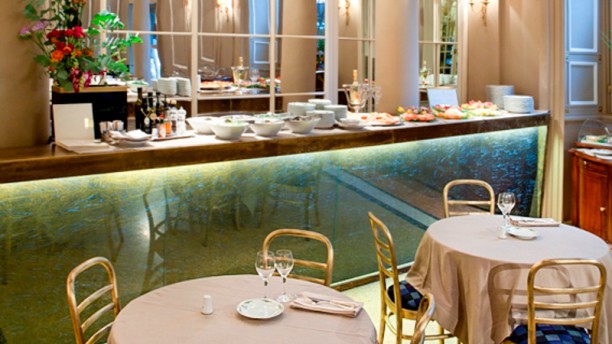 ristorante di incontri a Manilamigliori siti di incontri online oltre 50