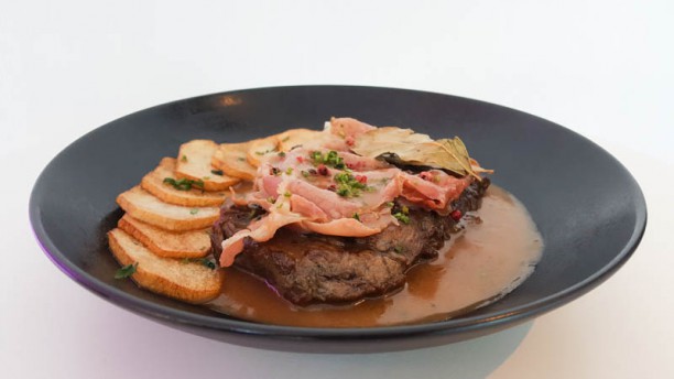 EVOLUTION Lisboa Bife à Portuguesa