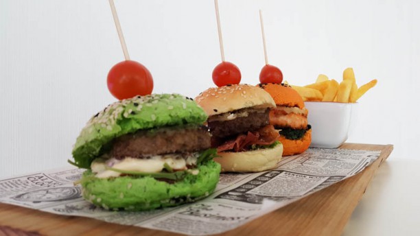 EVOLUTION Lisboa Trio de Hamburgueres