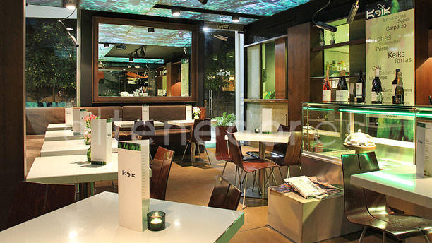 Keik Café local