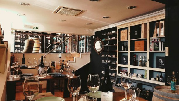 Wine Hunters Vista da sala