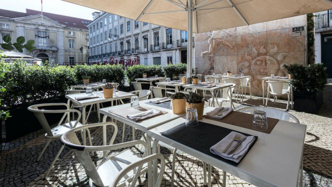 Delfina - Cantina Portuguesa