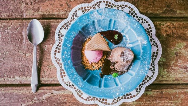 Saborear Petit Gateau com Gelado