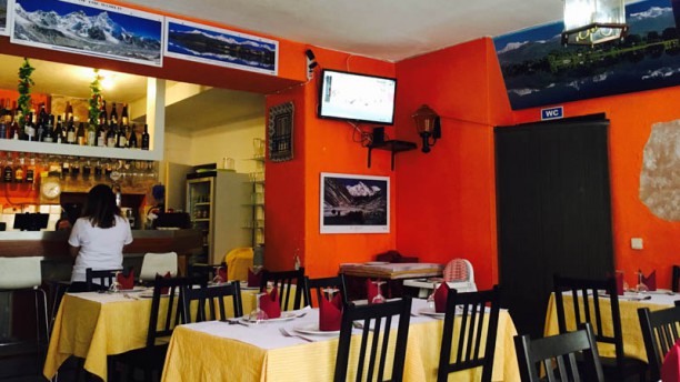 Yak and Yeti Vista da sala