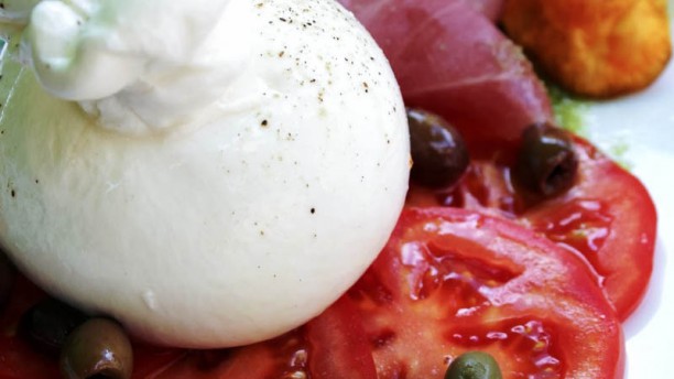 La Fromagerie du Passage Tomate/Mozzarrela Di Burrata