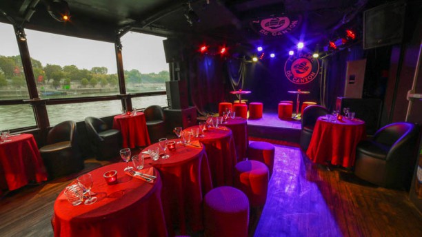 La Dame de Canton Salle