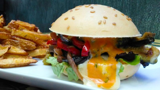 Yard La Burger Factory In Toulouse Restaurant Reviews Menu