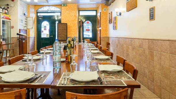 Adega Já Fumega detalhe da mesa