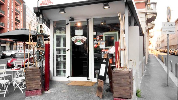 Little Italy Piero Della Francesca A Milano Menu Prezzi Immagini