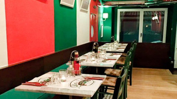 Little Italy Piero Della Francesca A Milano Menu Prezzi Immagini