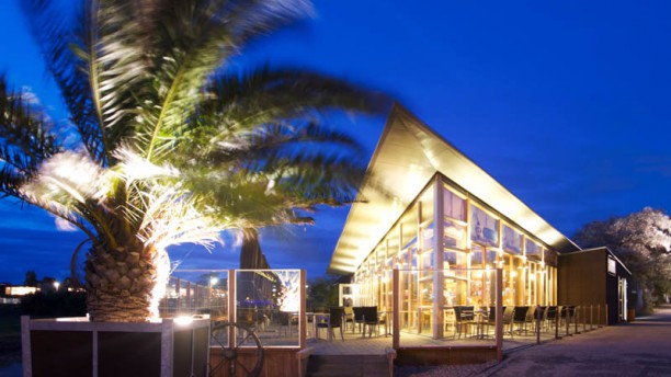 Jutter Eten & Drinken in Hoek van Holland - Menu, openingstijden