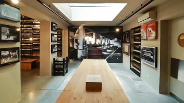 By The Wine - José Maria da Fonseca Sala Prensa