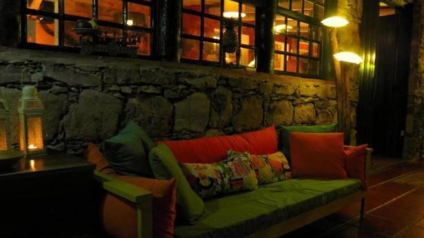 Cerrado Restaurante - Abrunheira sofa novo