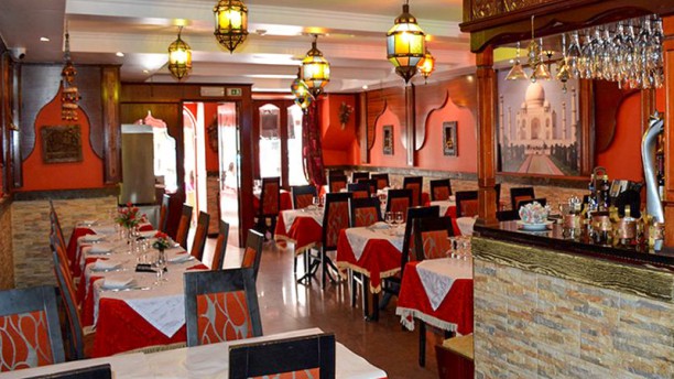 Taj Mahal Restaurante Indiano e Italiano Sala