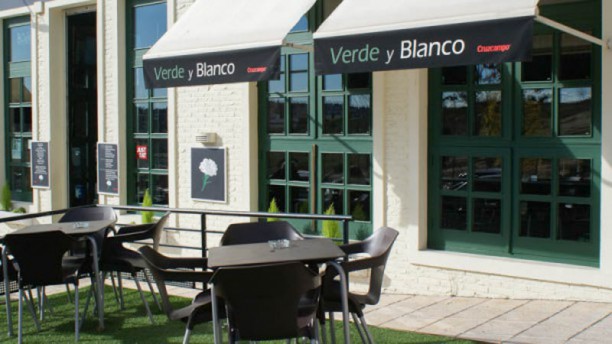 Restaurante Taberna Verde y Blanco en Madrid, Sanchinarro 