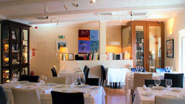 Belém 2 a 8 Vista da sala