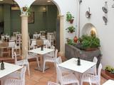 Patio Romano