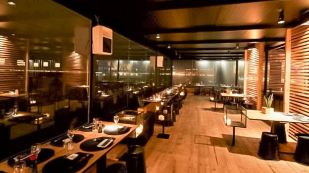 Sakana Restaurante Bar Sushi interior