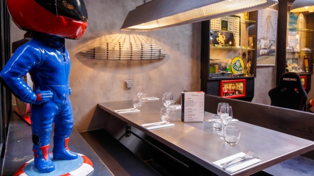 Auto Passion Café Détail table