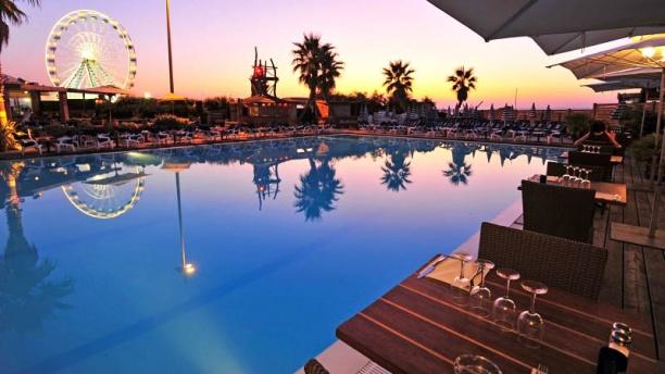 SportBeach Vue de la piscine