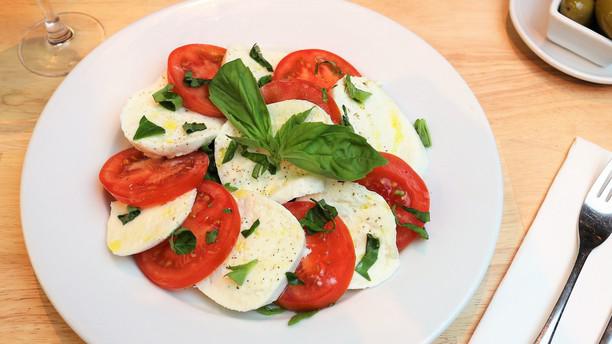 Salento Montmartre Caprese