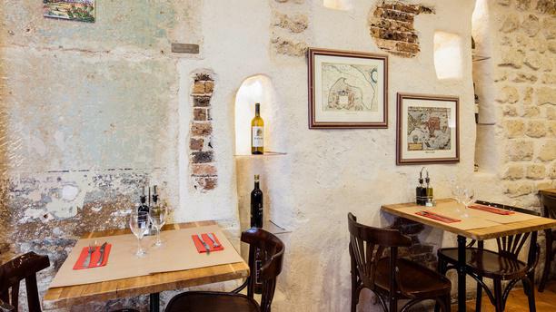 Salento Montmartre Salle restaurant