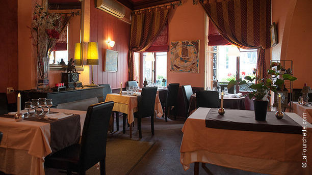 Le Broceliande In Bordeaux Restaurant Reviews Menu And Prices