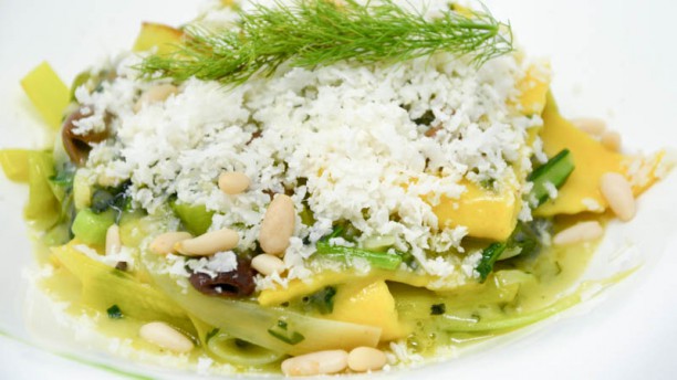 Cuculia Ristorante Maltagliati alla curcuma con pinoli e cavolfiore