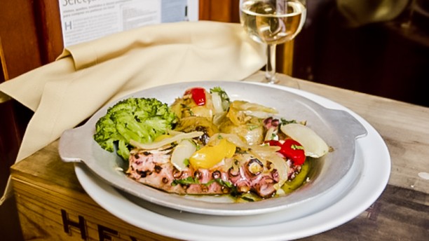 Garrafeira Alfaia prato