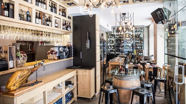 The Wine Cellar Sala